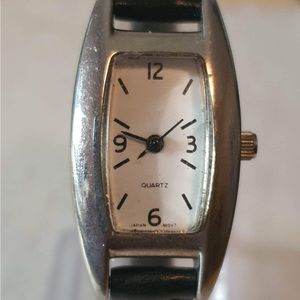 🦋10/20🦋 #3972 Silver/Blue Leather Women’s Watch